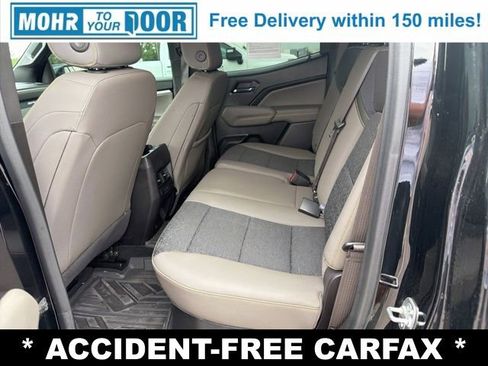 Used 2024 Chevrolet Colorado ZR2 w/ Technology Package AWD/4WD image 32