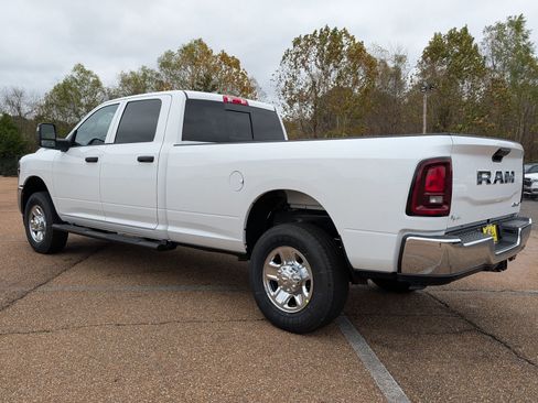 New 2026 RAM 2500 Tradesman image 4