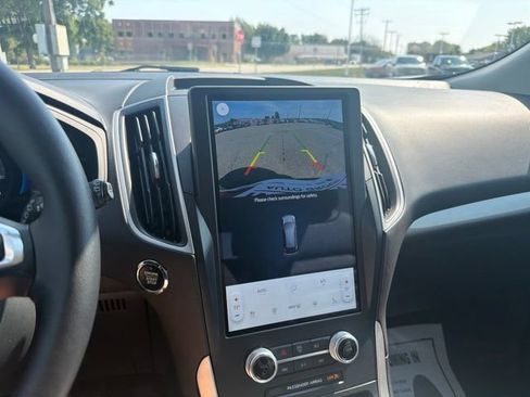 Used 2024 Ford Edge SEL w/ Convenience Package AWD/4WD image 31
