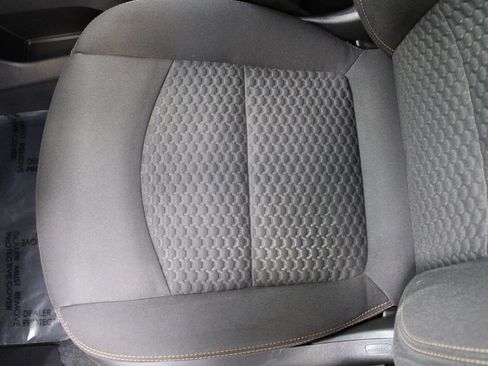 Used 2019 GMC Terrain SLE w/ Driver Convenience Package image 16