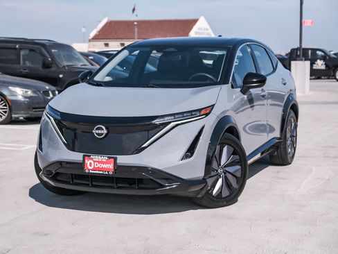 Used 2023 Nissan Ariya FWD image 1