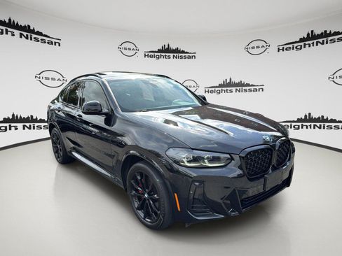 Used 2023 BMW X4 xDrive30i w/ Premium Essential Package AWD/4WD image 10