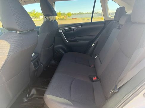 Used 2024 Toyota RAV4 LE AWD/4WD image 24