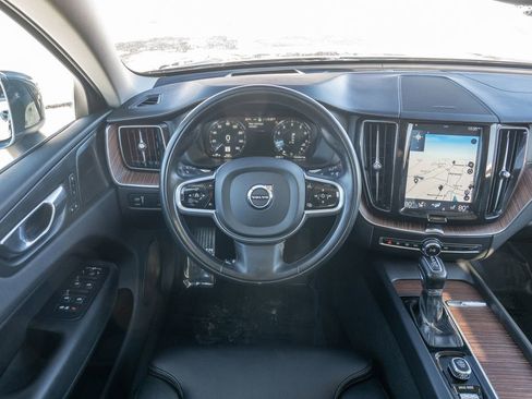 Used 2019 Volvo XC60 T6 Inscription w/ Protection Package Premier image 13