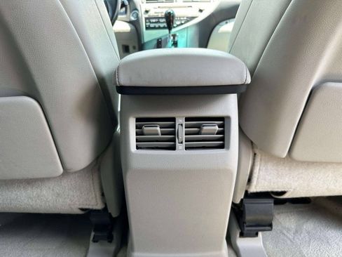 Used 2011 Lexus RX 350 AWD w/ Premium Pkg image 17