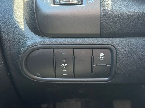 Used 2018 Kia Forte LX FWD image 9