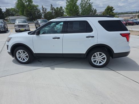 Used 2017 Ford Explorer 4WD image 8