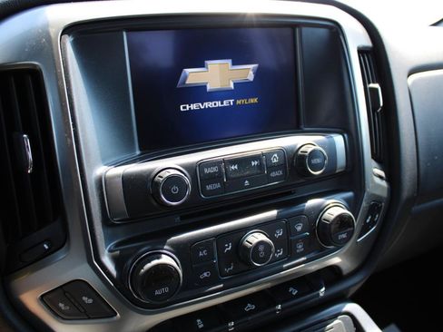 Used 2018 Chevrolet Silverado 1500 LT w/ All Star Edition AWD/4WD image 28
