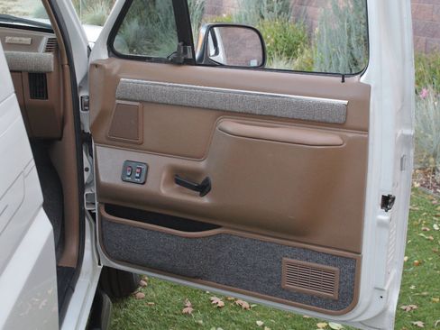 Used 1987 Ford Bronco image 64