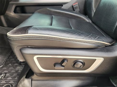 Used 2022 RAM 1500 Laramie w/ Sport Appearance Package image 27