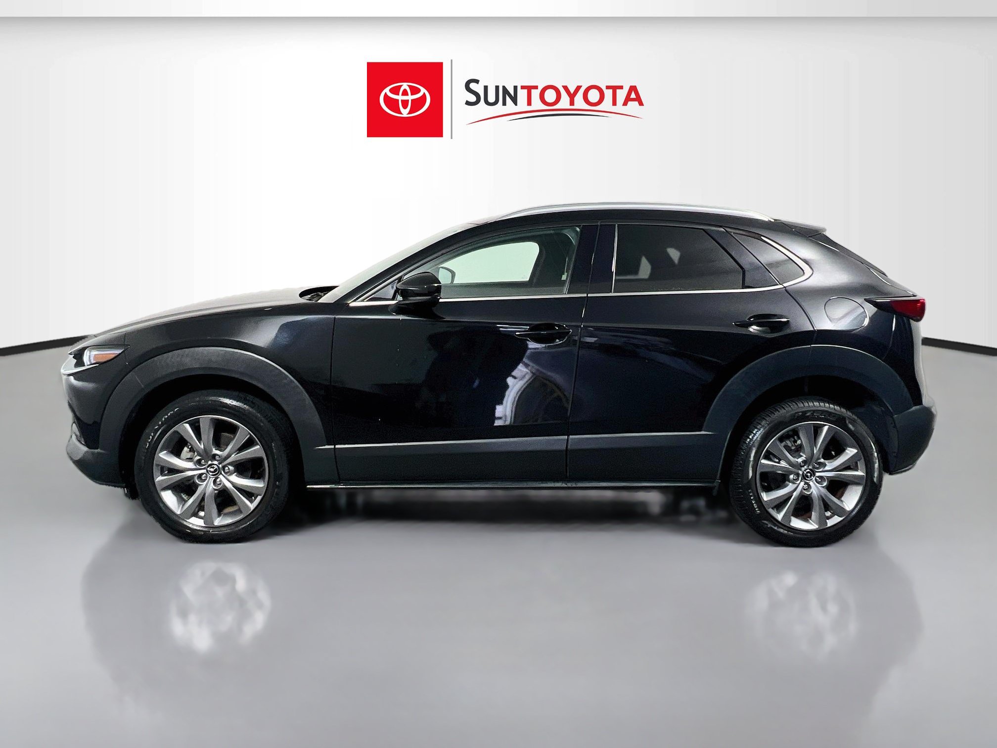 Used 2022 MAZDA CX-30 AWD 2.5 S w/ Premium Package image 7
