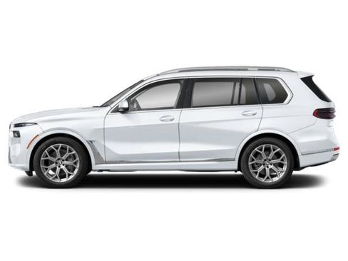Used 2026 BMW X7 xDrive40i w/ M Sport Package AWD/4WD image 3