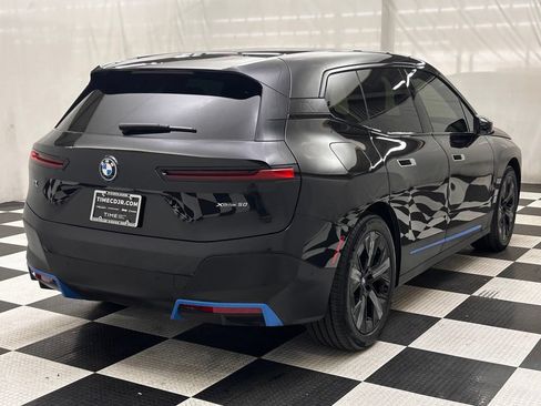 Used 2022 BMW iX xDrive50 w/ Convenience Package AWD/4WD image 7