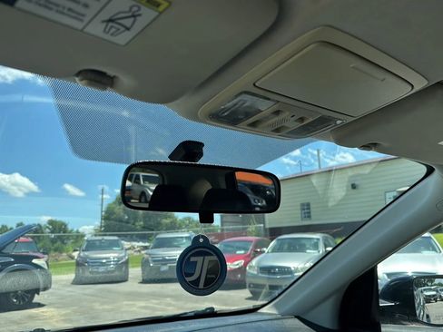 Used 2012 Honda CR-V EX-L image 24