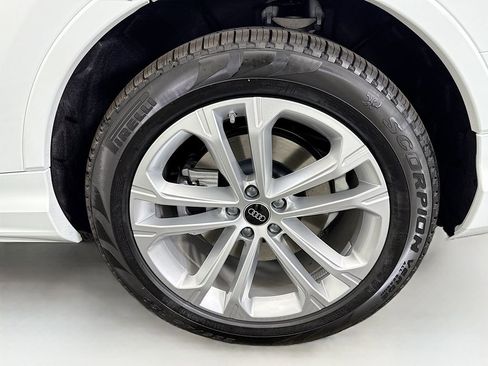 Used 2026 Audi Q7 3.0T Premium Plus w/ Premium Plus Package image 32