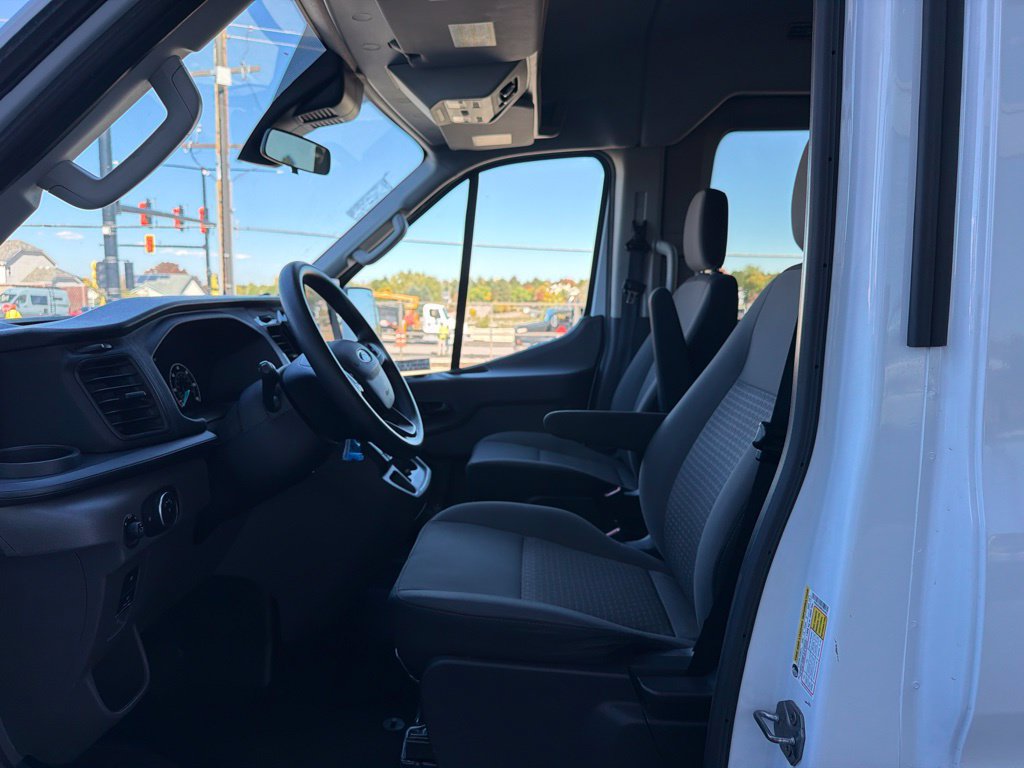 Used 2024 Ford Transit 350 XLT AWD/4WD image 8