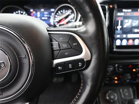 Used 2021 Jeep Compass Limited image 2