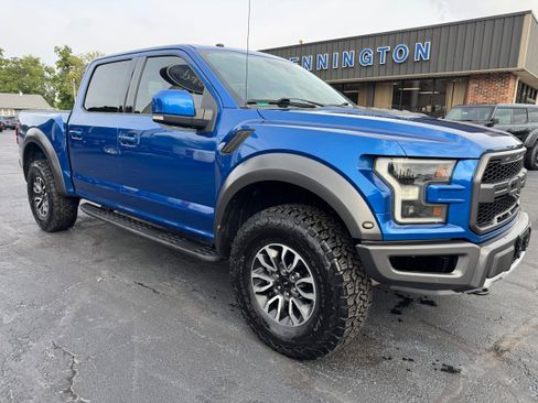 Used 2018 Ford F150 Raptor w/ Equipment Group 802A Luxury image 9