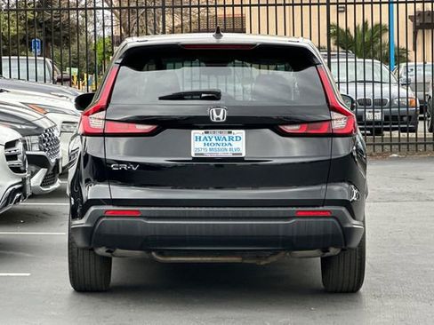 Certified 2025 Honda CR-V LX image 4