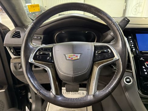 Used 2020 Cadillac Escalade ESV Platinum image 13