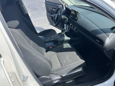 Used 2023 Honda HR-V LX image 34