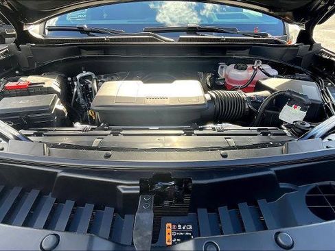 New 2026 GMC Yukon XL Denali w/ Sun & Power Step Package image 10