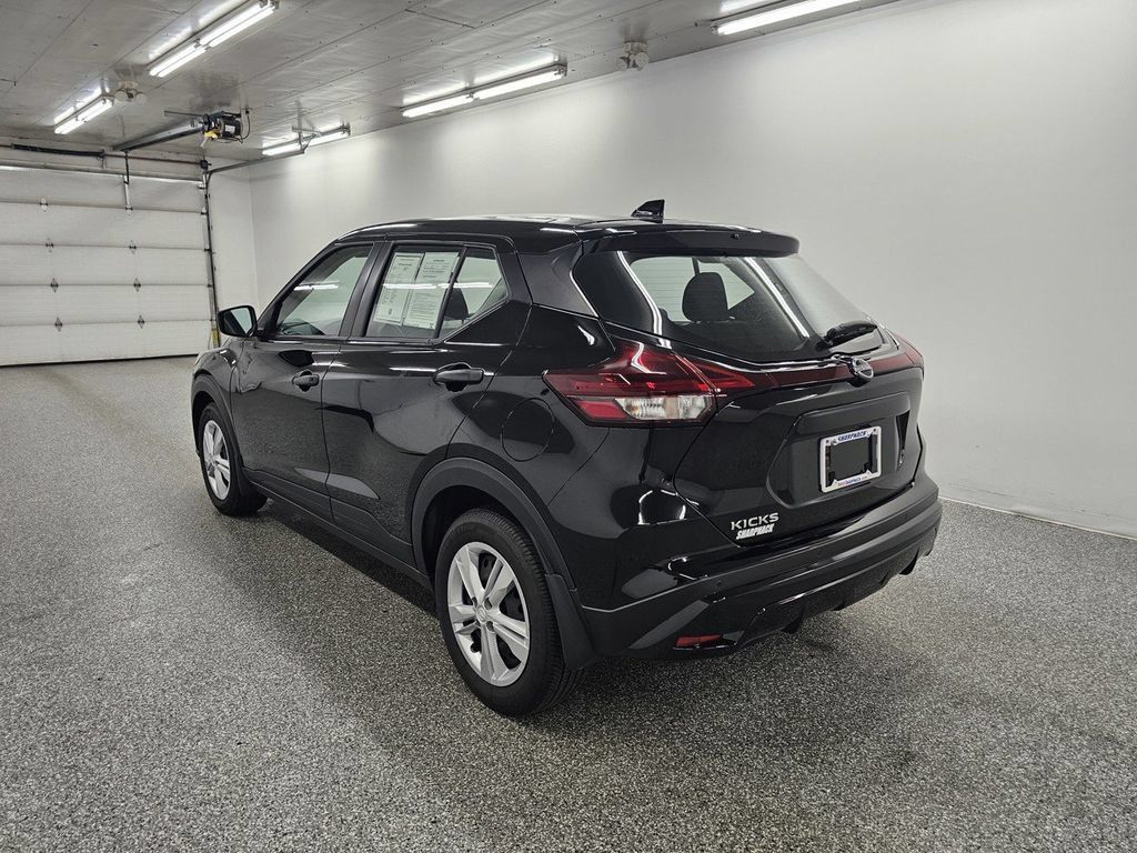 Used 2025 Nissan Kicks Play S FWD image 7