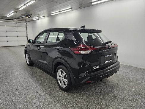 Used 2025 Nissan Kicks Play S FWD image 7
