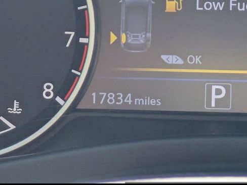 Used 2020 Nissan Murano Platinum w/ Cargo Package image 32