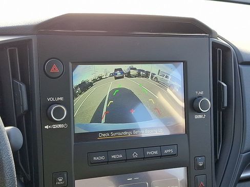 Certified 2025 Subaru Impreza 2.0i image 3