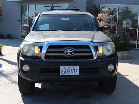 Used 2009 Toyota Tacoma PreRunner image 4