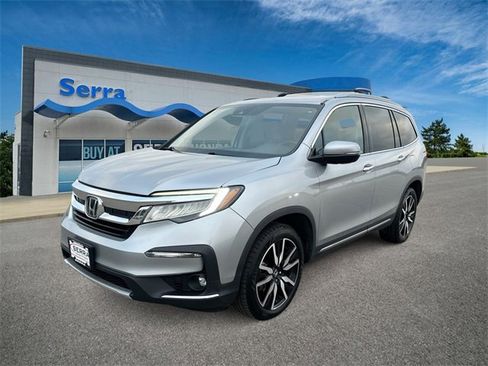 Used 2020 Honda Pilot Touring image 1