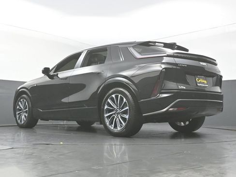 Used 2024 Cadillac Lyriq Sport RWD image 46