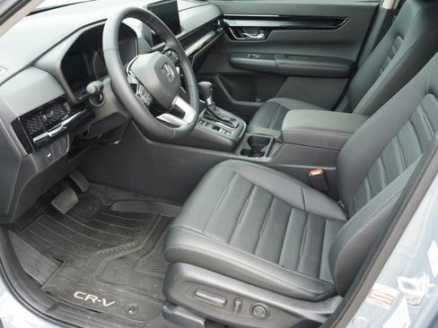 Used 2026 Honda CR-V EX-L image 8
