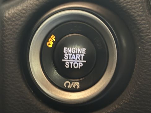 Used 2018 Dodge Durango GT w/ Technology Group RWD image 18