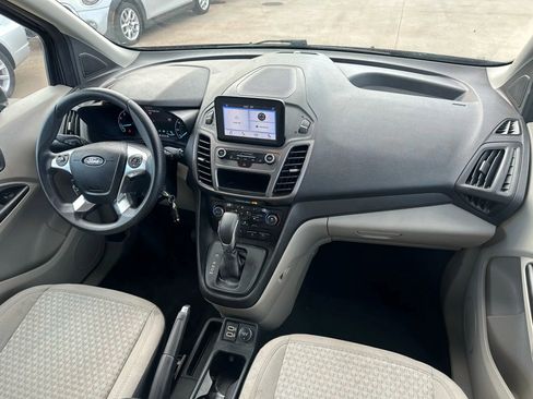 Used 2020 Ford Transit Connect XLT image 11