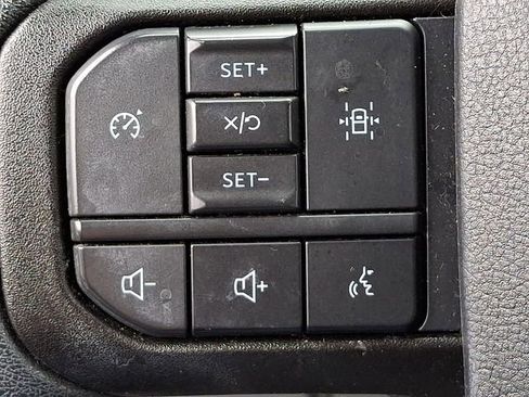 Used 2023 Ford F150 XLT image 23