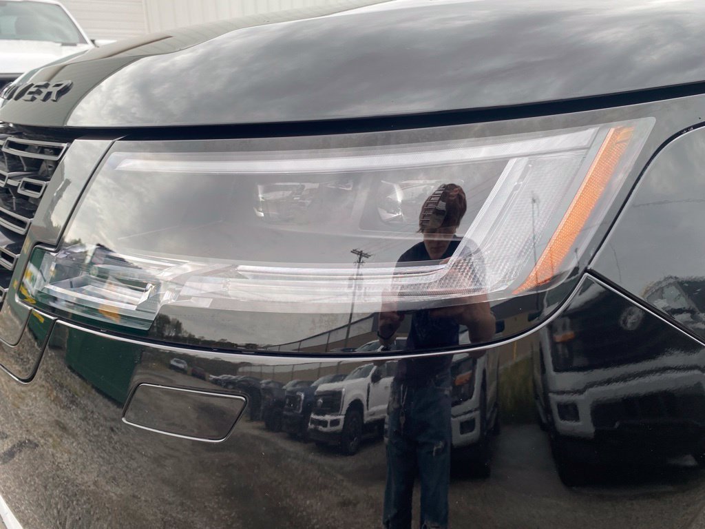 Used 2023 Land Rover Range Rover SE AWD/4WD image 6