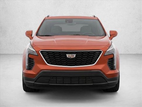 Used 2021 Cadillac XT4 Luxury w/ Cold Weather Package AWD/4WD image 2