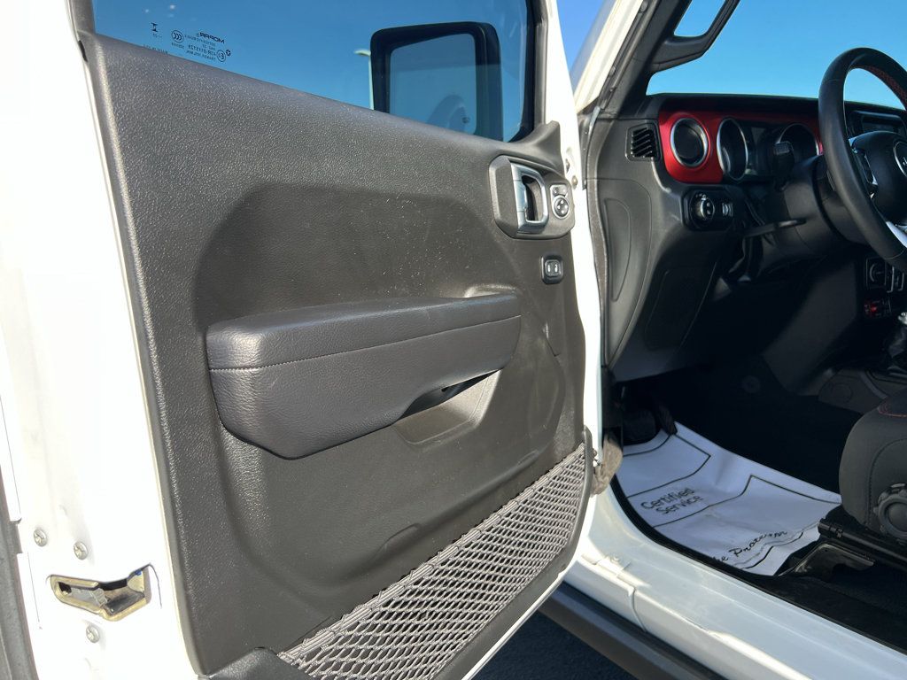 Used 2023 Jeep Gladiator Rubicon w/ Cold Weather Group AWD/4WD image 11