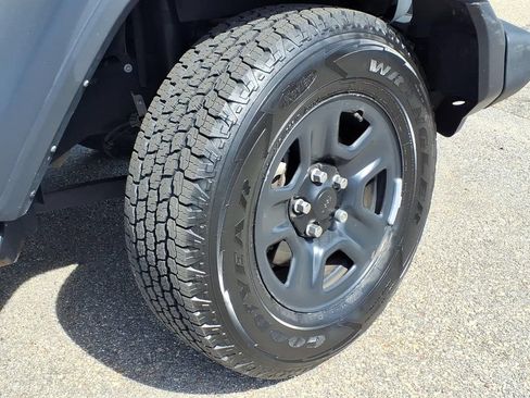 Used 2023 Jeep Wrangler Unlimited Sport AWD/4WD image 9