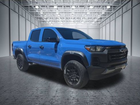 Used 2026 Chevrolet Colorado Trail Boss AWD/4WD image 9