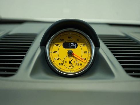 Certified 2017 Porsche 911 Turbo S image 33