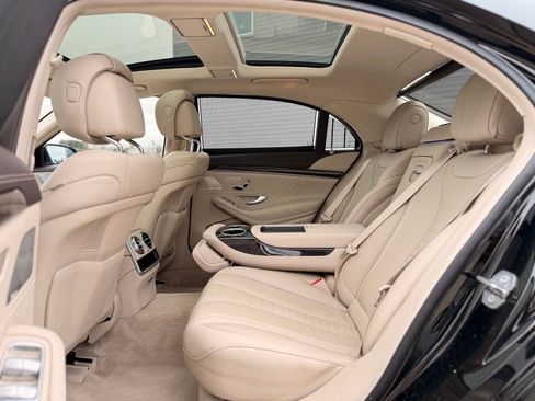 Used 2020 Mercedes-Benz S 560 4MATIC Sedan image 25