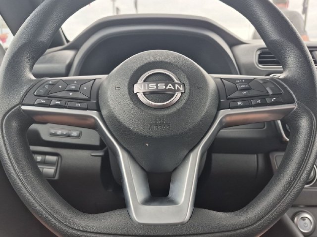 Used 2025 Nissan Leaf S FWD image 19