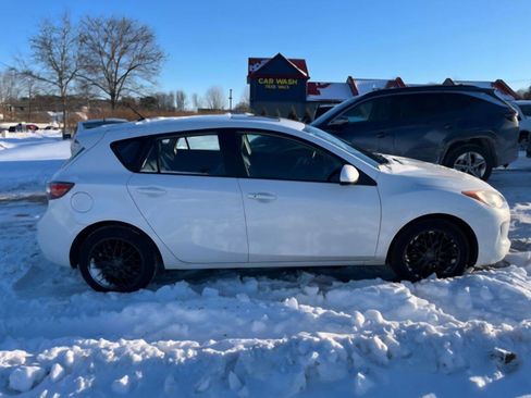 Used 2013 MAZDA MAZDA3 i Grand Touring image 5