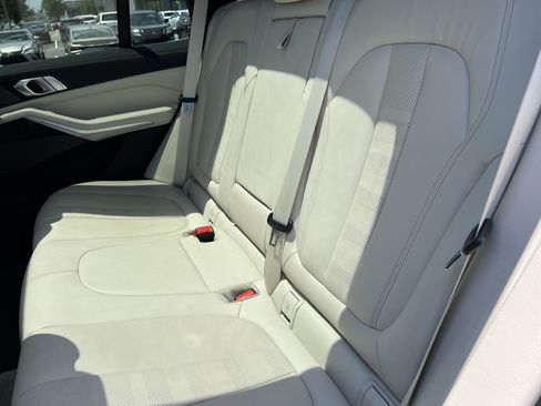 Used 2021 BMW X5 sDrive40i w/ Premium Package RWD image 34