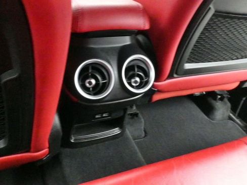 Used 2018 Alfa Romeo Stelvio Ti Sport image 93