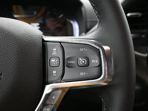 New 2026 RAM 2500 Laramie w/ Night Edition AWD/4WD image 19