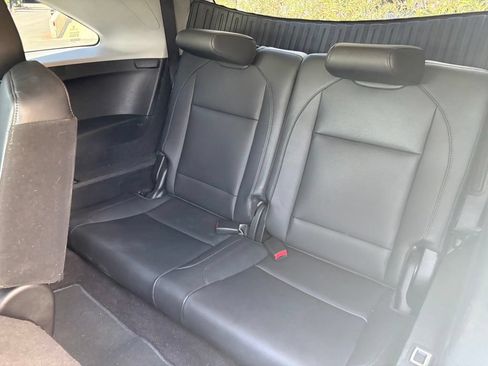 Used 2020 Acura MDX FWD image 11